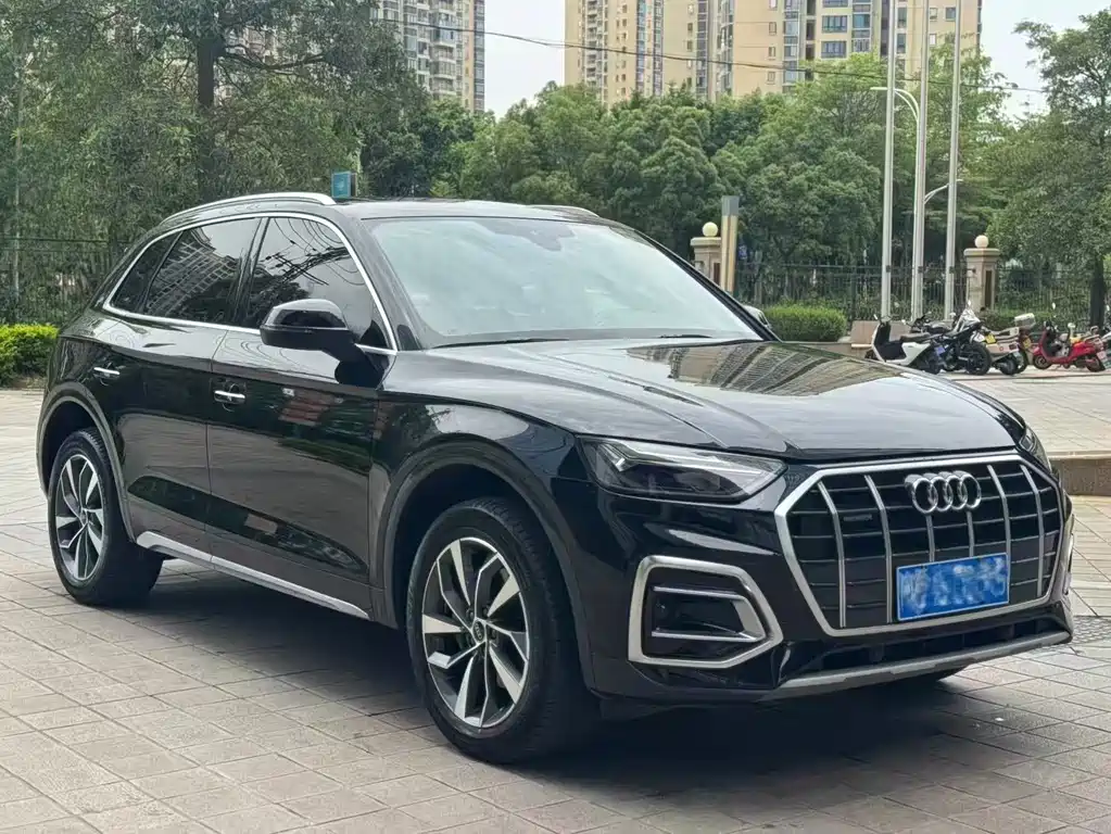 Audi Q5L 2022 — фото 3