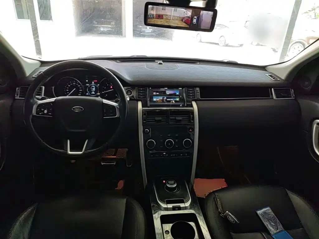 Land Rover Discovery Sport 2019 — фото 10