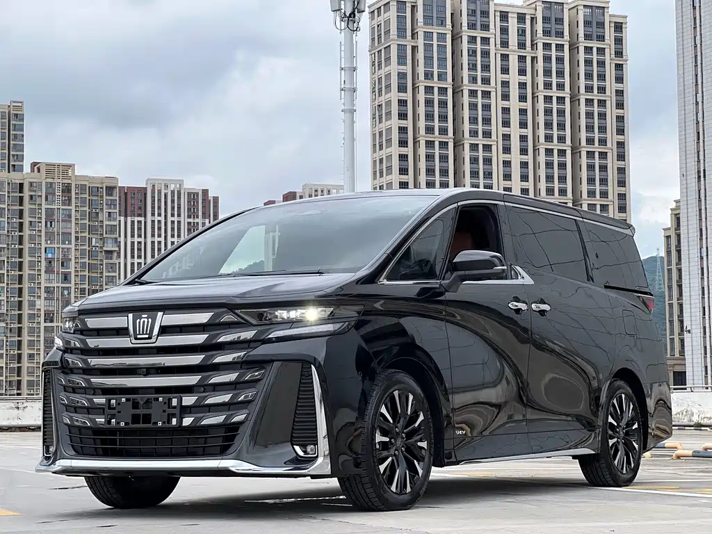 Toyota Vellfire 2025