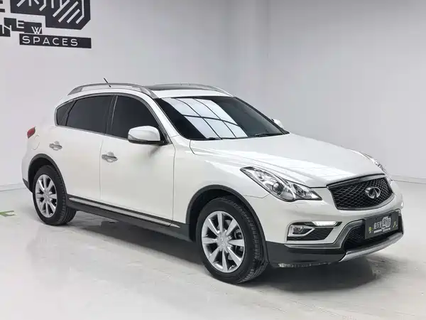 Infiniti QX50 2015