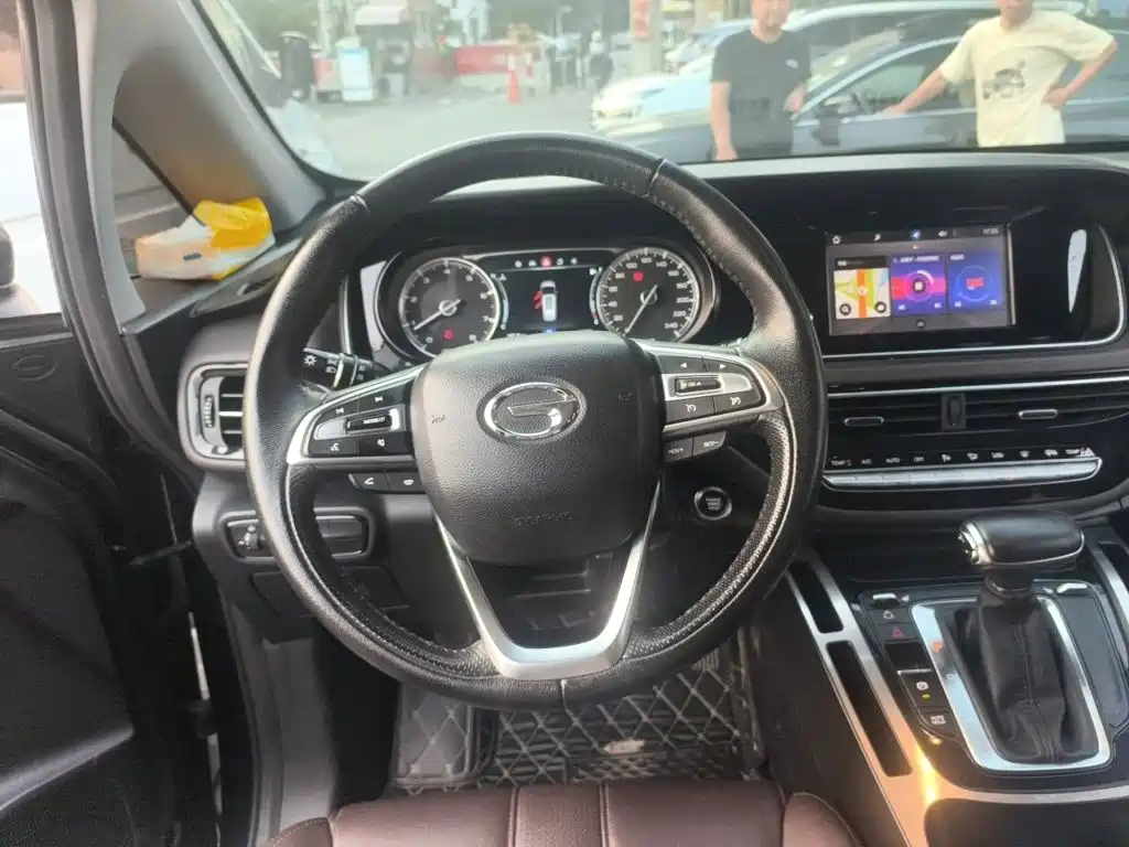 GAC Motor Trumpchi M6 2019 — фото 3