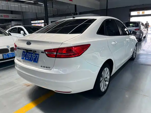 Ford Escort 2015