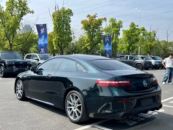 Mercedes-Benz E-Class 2021