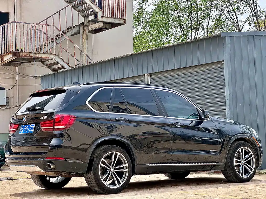 BMW X5 2015 — фото 12