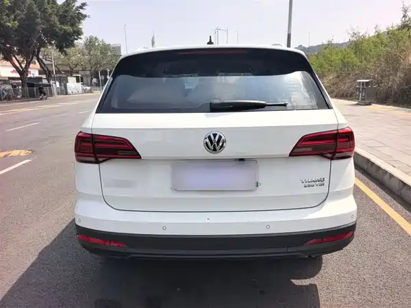 Volkswagen Tharu 2020