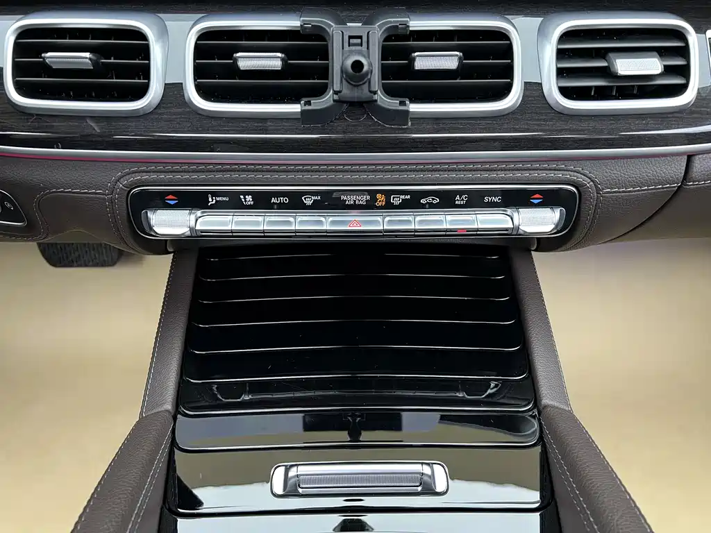 Mercedes-Benz GLS 2022 — фото 22