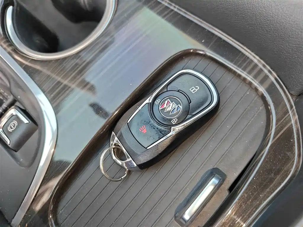 Buick Envision Plus 2020 — фото 17