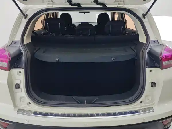 BAIC Shenbao X35 2018