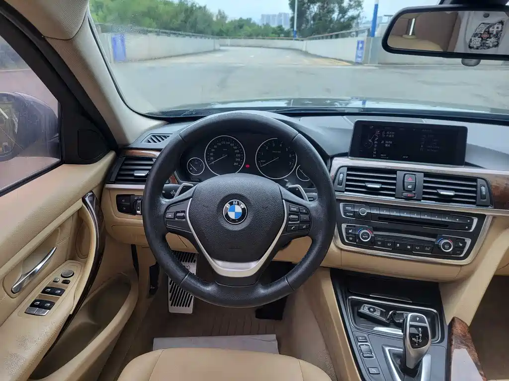 BMW 3 Series 2013 — фото 27