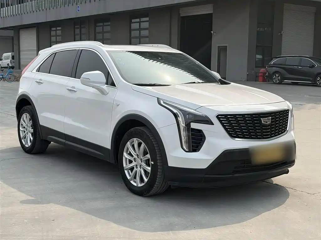 Cadillac XT4 2019 — фото 11