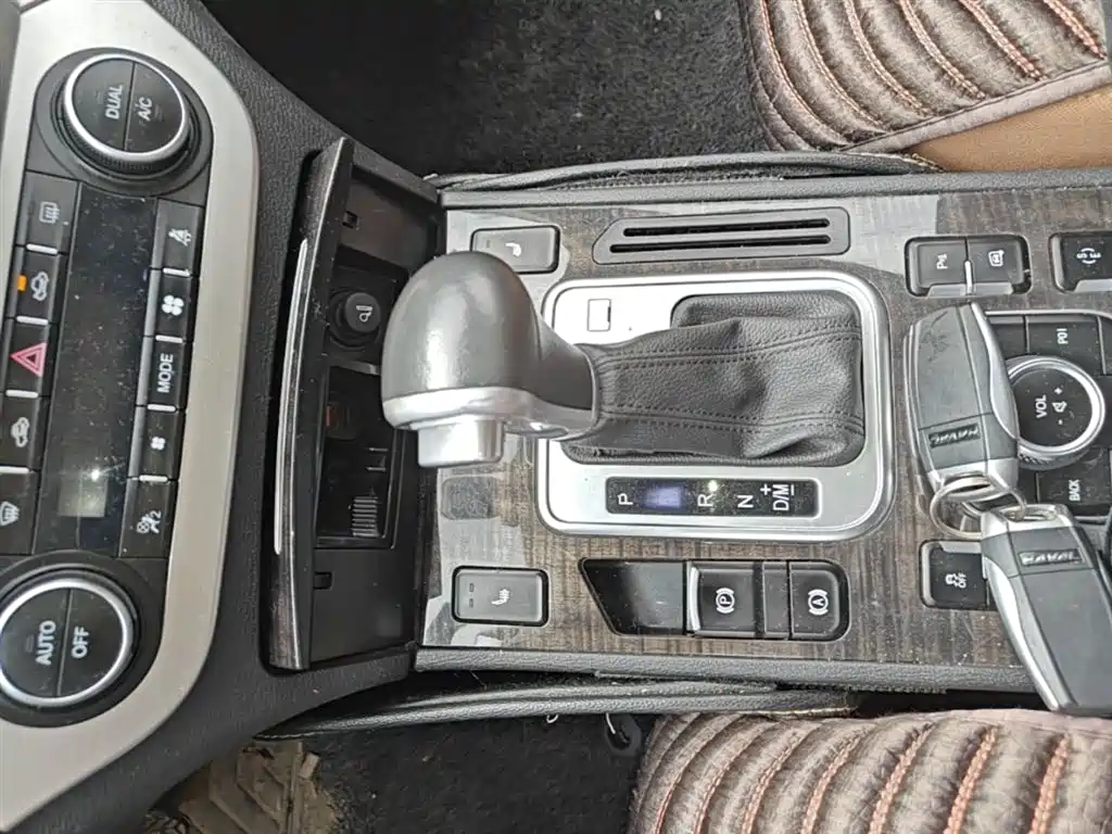 Haval H6 Coupe 2017 — фото 14