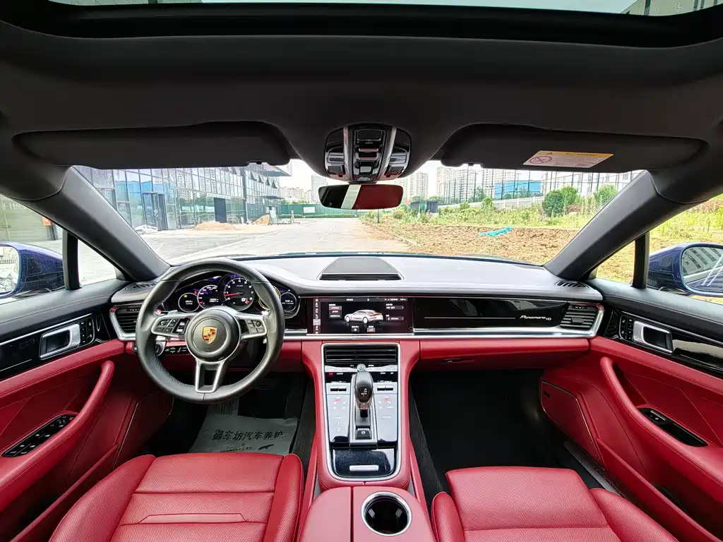 Porsche Panamera 2020 — фото 10