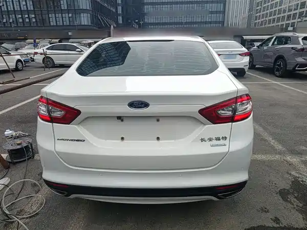 Ford Mondeo 2013