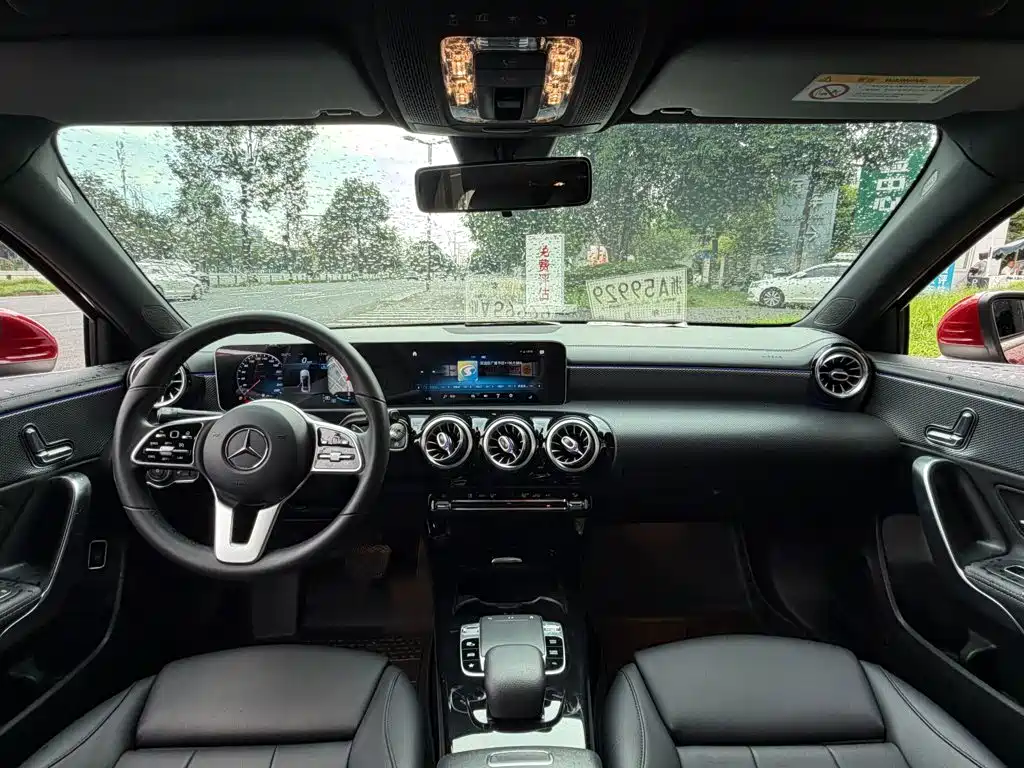 Mercedes-Benz A-Class 2020 — фото 13