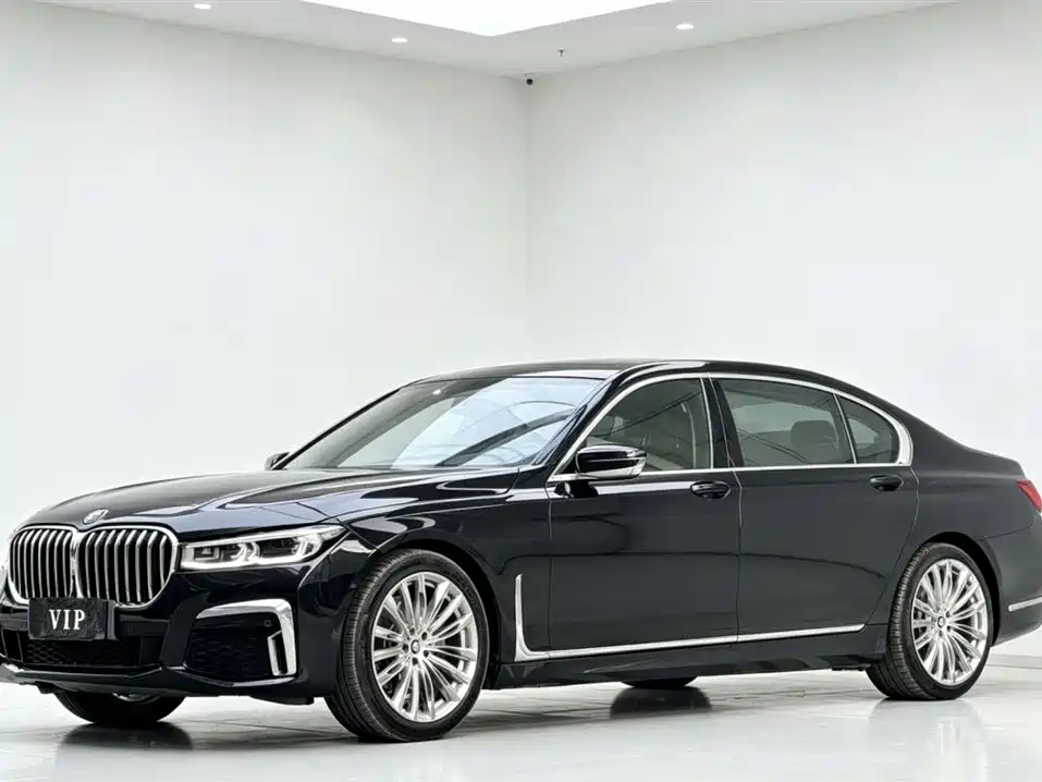BMW 7 Series 2016 — фото 1