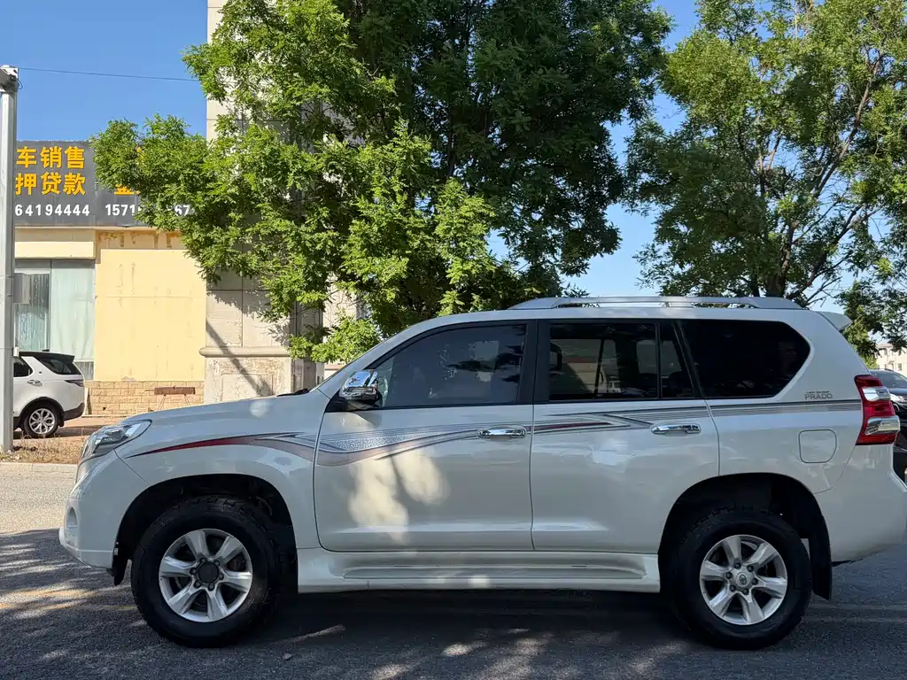 Toyota Prado 2016 — фото 14