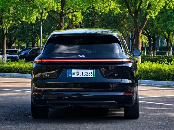 Li Auto L7 2025