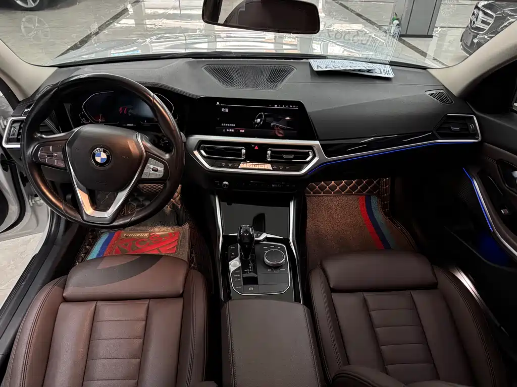 BMW 3 Series 2019 — фото 12