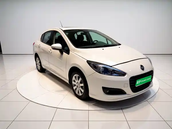 Peugeot 308 2015