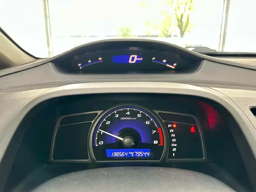 Honda Civic 2011 — фото 6