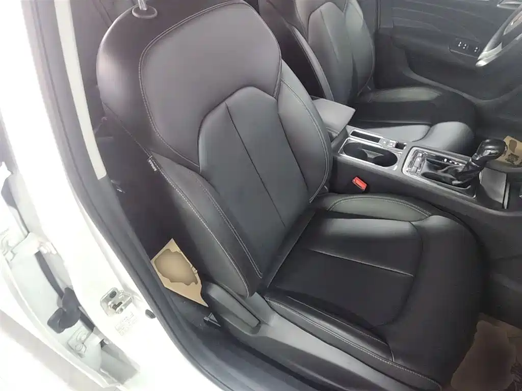 Roewe i6 Classic 2021 — фото 25