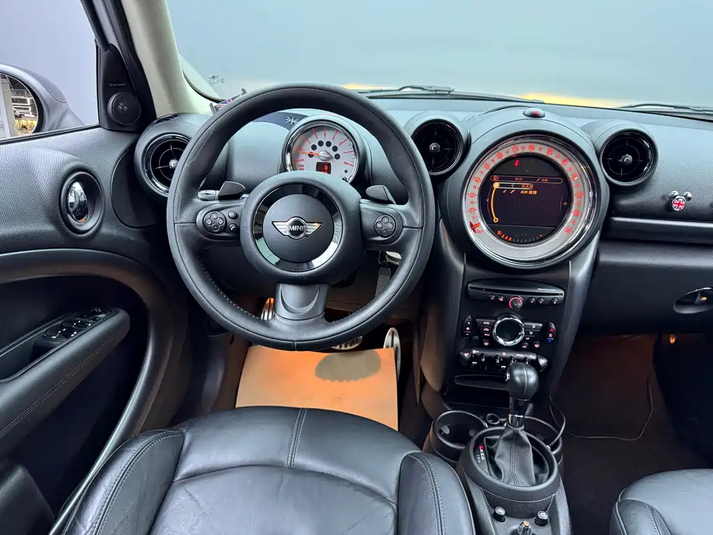 MINI Countryman 2013 — фото 12