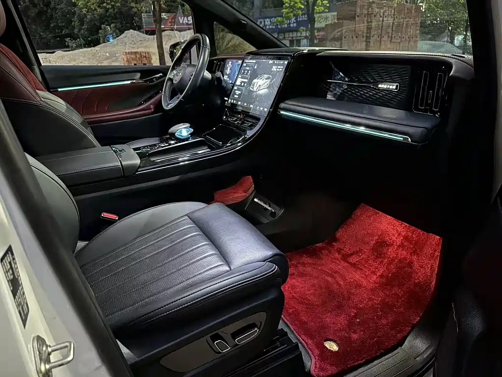 GAC Motor Trumpchi M8 2024 — фото 6