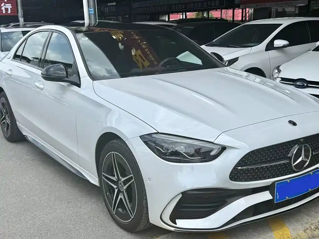 Mercedes-Benz C-Class 2023 — фото 3