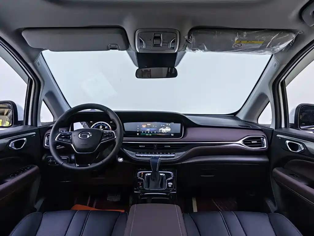 GAC Motor Trumpchi M6 2024 — фото 9