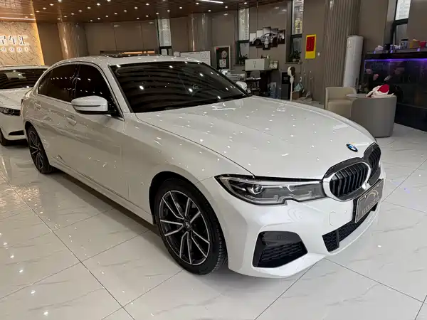 BMW 3 Series 2022