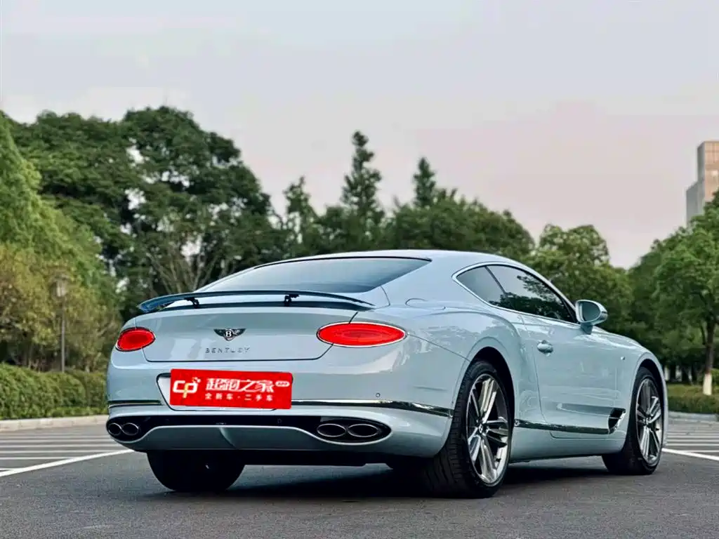 Bentley Continental 2021 — фото 2