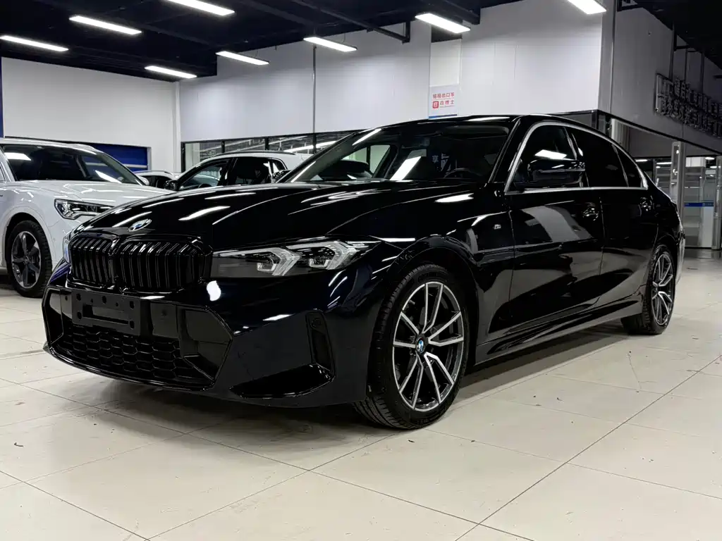 BMW 3 Series 2023 — фото 1