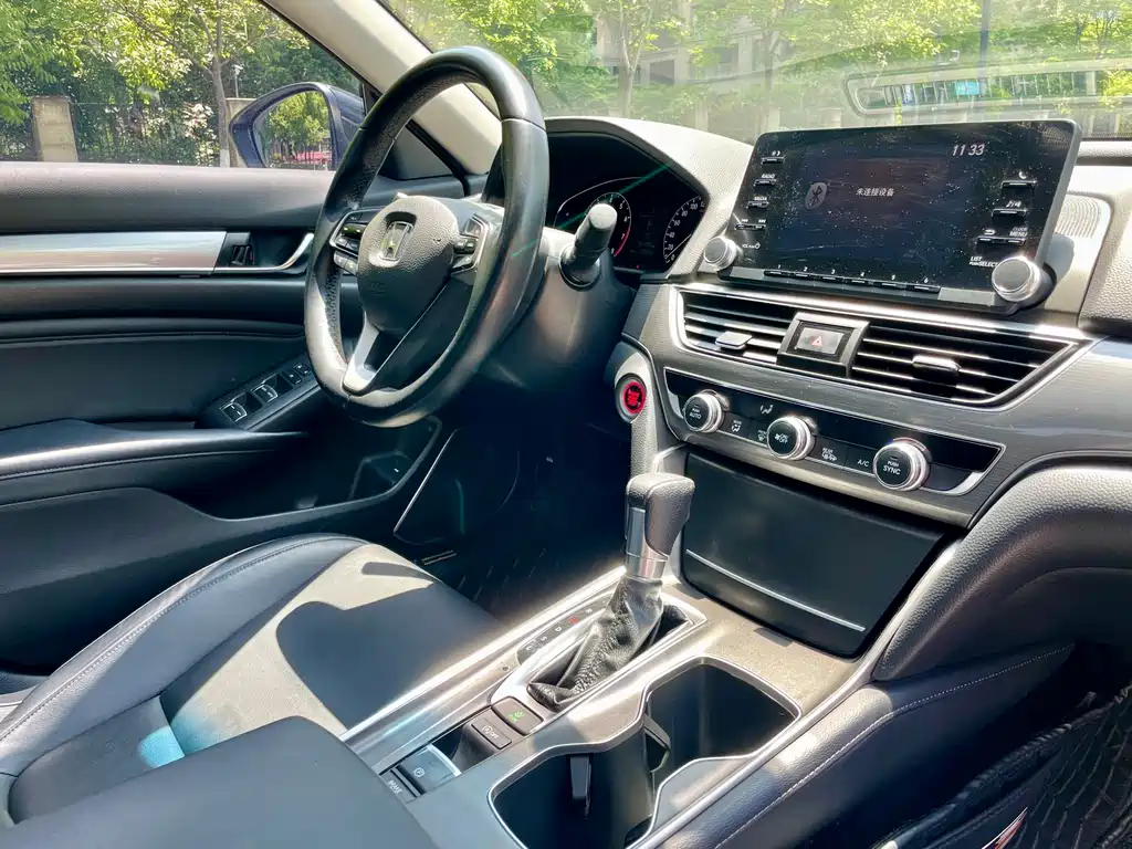 Honda Accord 2020 — фото 16