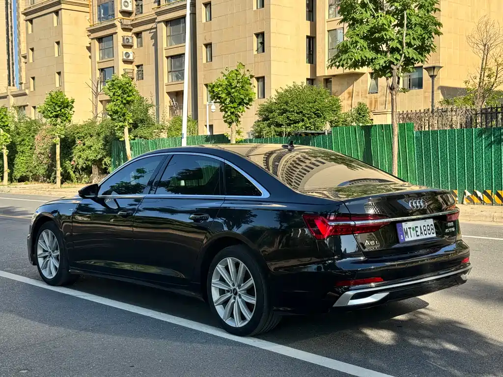 Audi A6L 2023 — фото 9