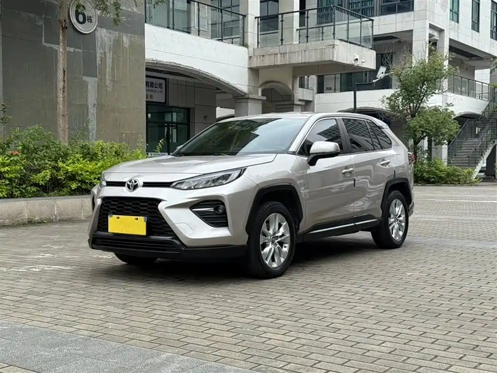 Toyota Wildlander 2023 — фото 1