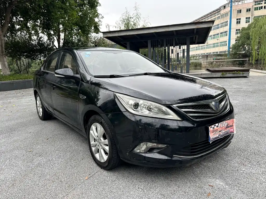 Changan Eado 2014 — фото 2