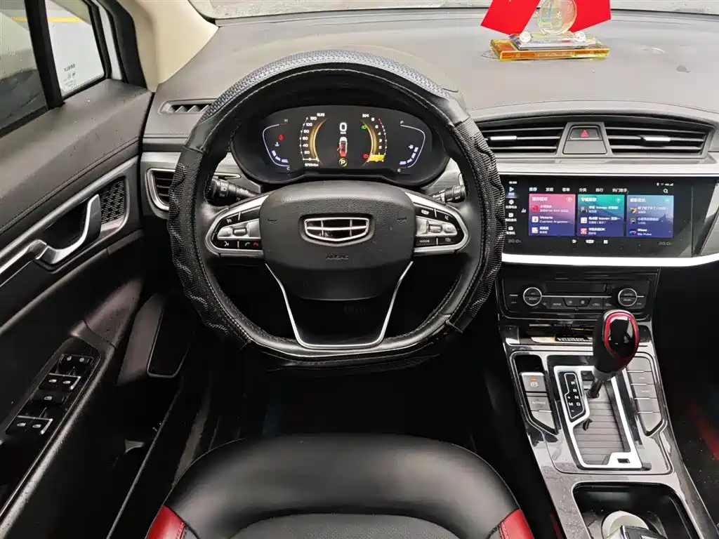 Geely Emgrand GS 2021 — фото 3