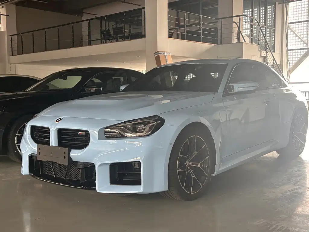 BMW M2 2025