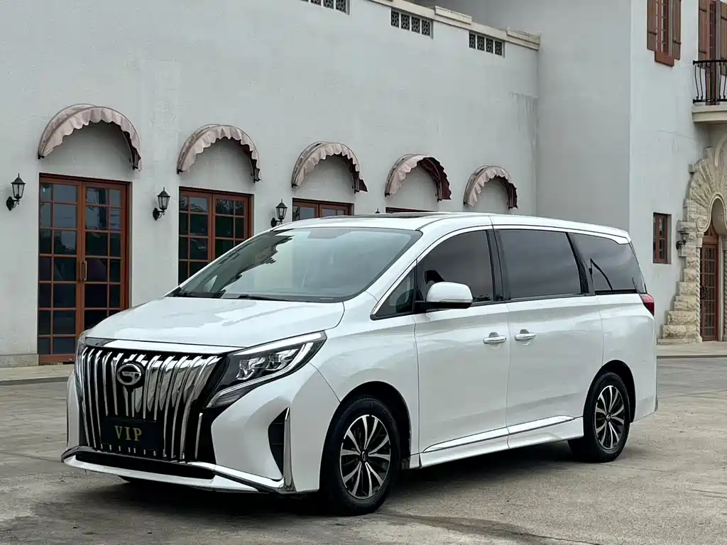 GAC Motor Trumpchi M8 2022 — фото 1