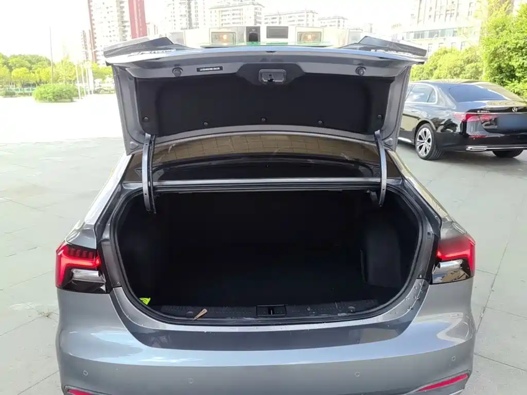 Roewe i6 MAX 2022 — фото 19