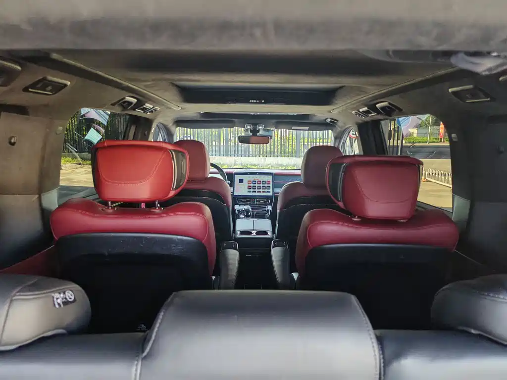 GAC Motor Trumpchi M8 2023 — фото 19