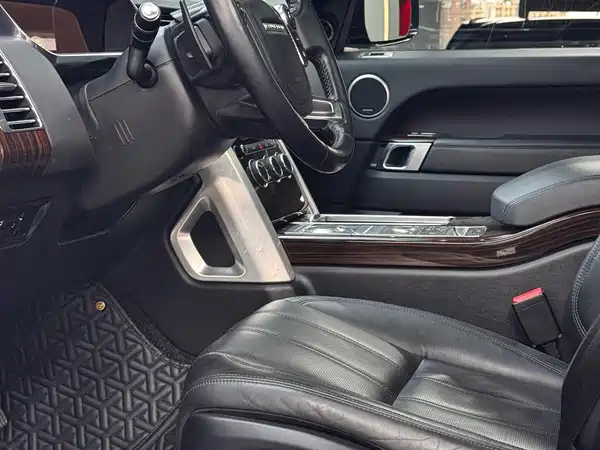 Land Rover Range Rover 2014