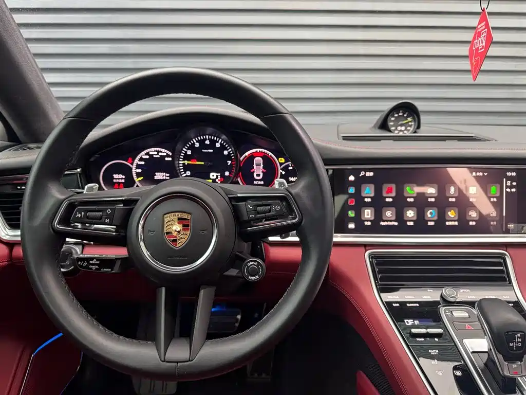 Porsche Panamera 2021 — фото 10