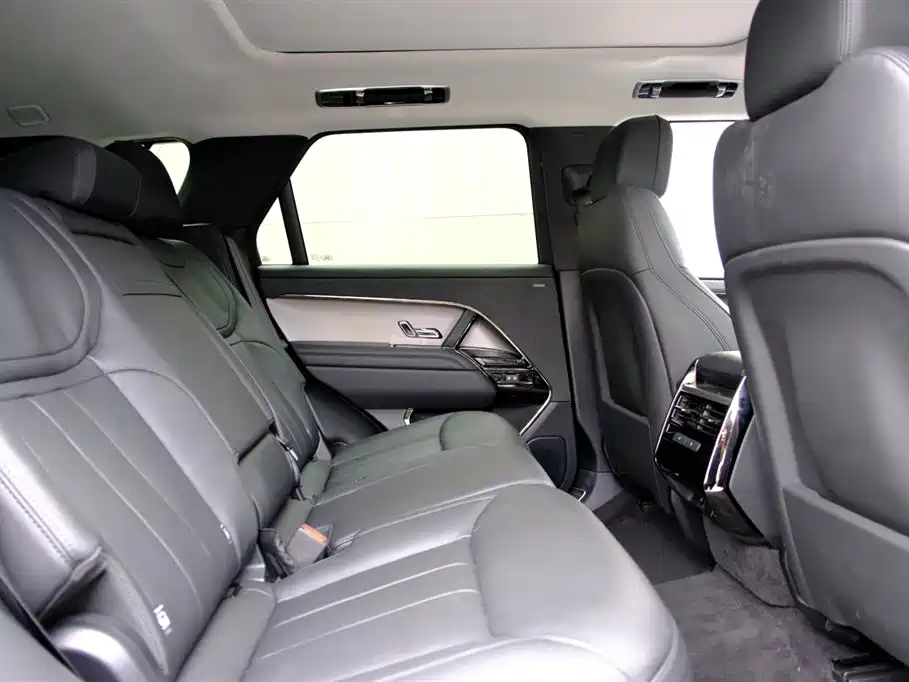 Land Rover Range Rover Sport 2026 — фото 15