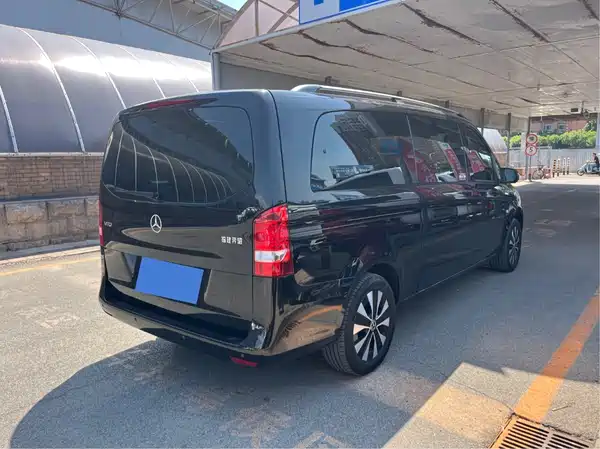 Mercedes-Benz Vito 2024