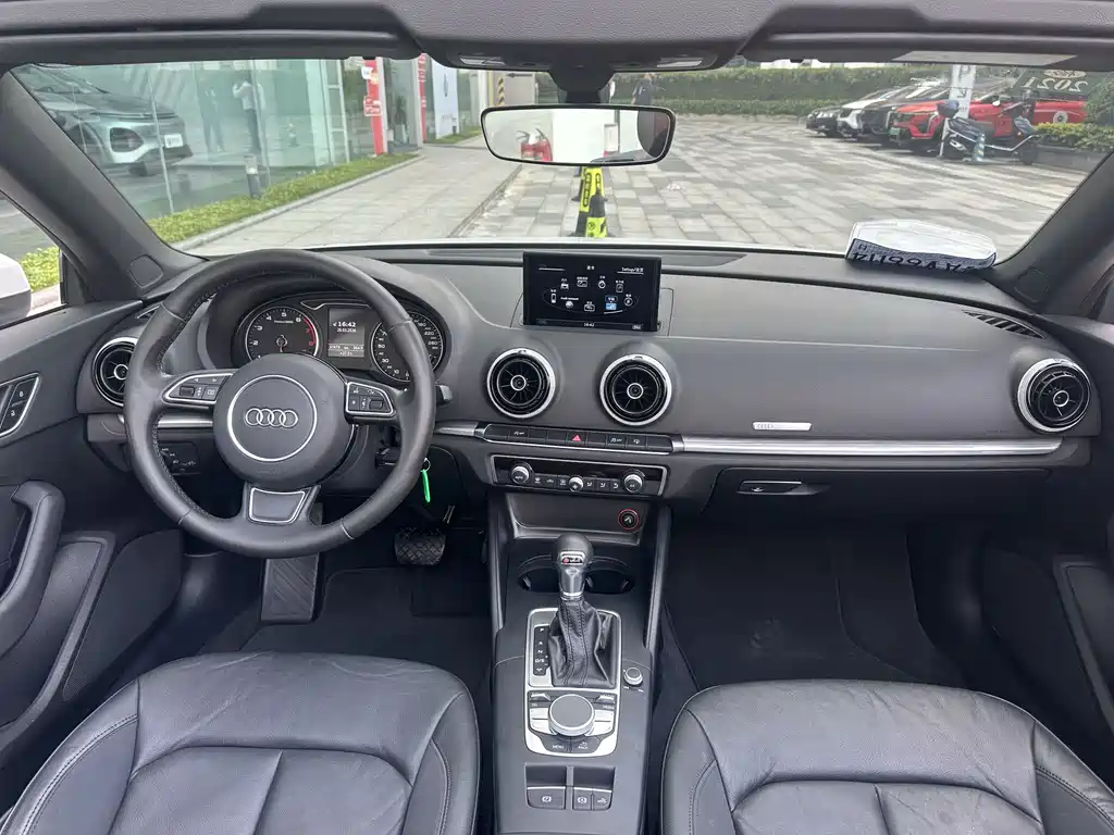 Audi A3 2017 — фото 13