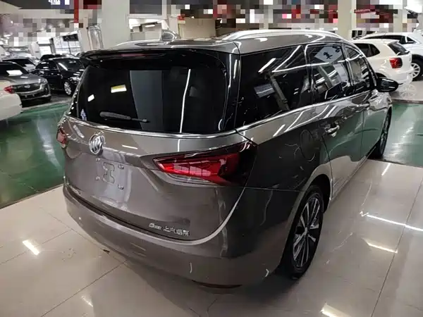 Buick GL6 2021
