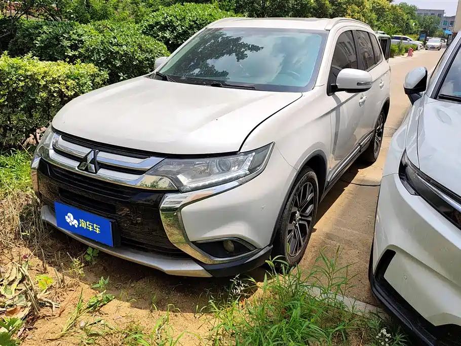 Mitsubishi Outlander 2017