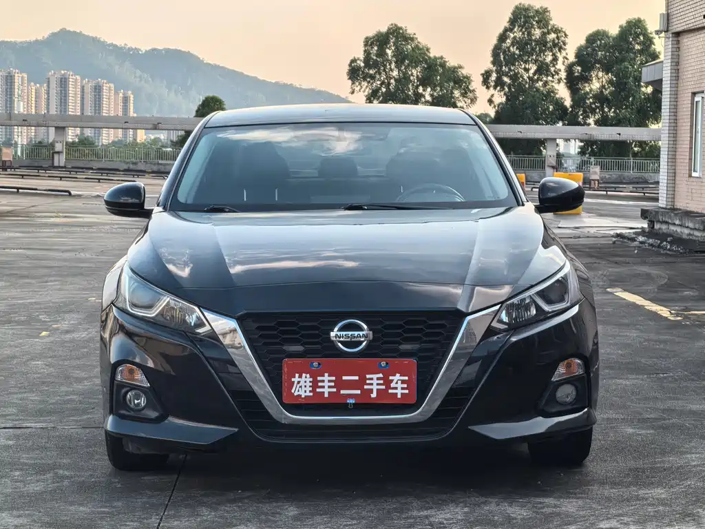 Nissan Teana 2022 — фото 2
