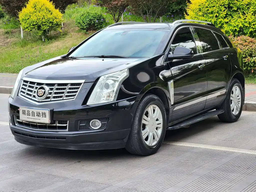 Cadillac SRX 2012 — фото 2